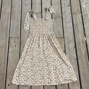 SHEIN Floral Smocked Sun Dress with Bow Straps Size Medium 🌻